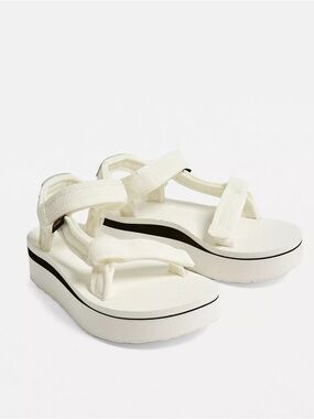 Teva Women's Cream White Platform Strappy Sandals